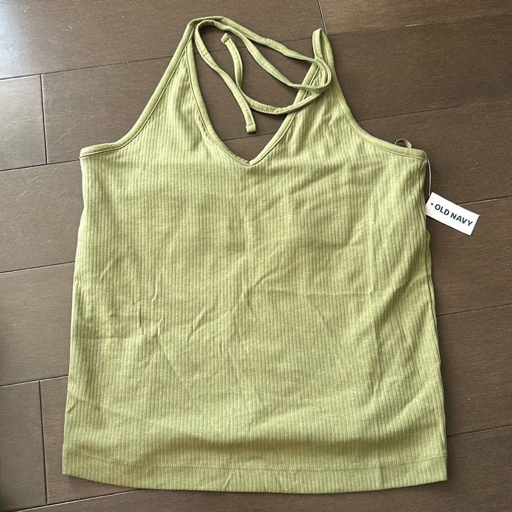 🥳Sold. OLD NAVY HALTER TOP